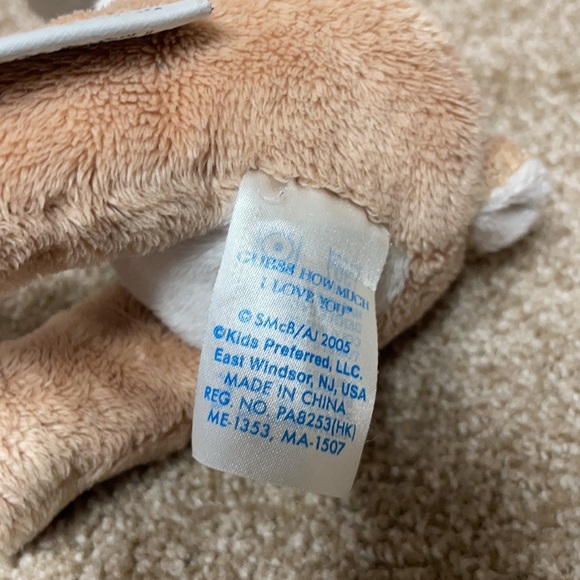 Guess How Much I Love You stuffed bunny - Picture 5 of 6